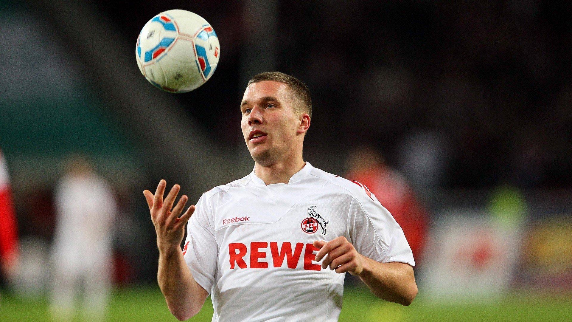 韩鹏回应帅位去留，尊重俱乐部决定，盛赞瓦科已具金靴实力