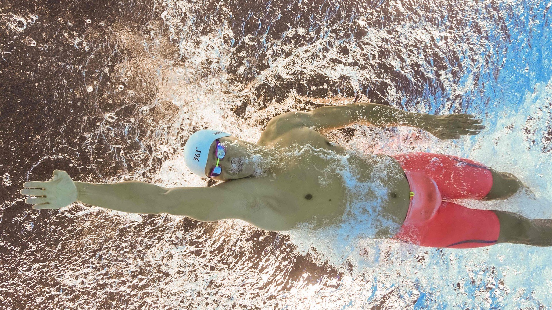 梅西领衔阿根廷国家队移师迈阿密，高原雄鹰借国际基地备战世预赛关键战